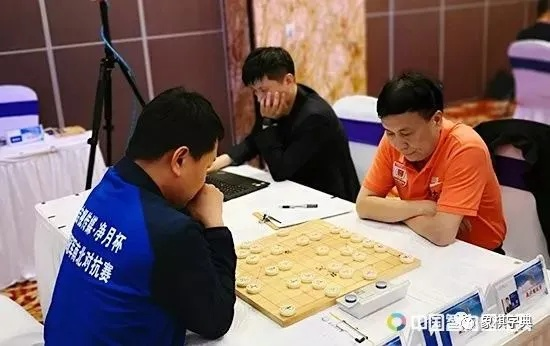 南京象棋赛事精彩纷呈，谁将夺得桂冠？